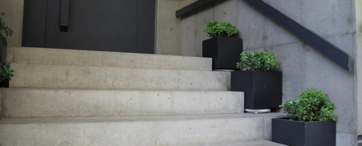 benefits of sealing concrete stoop