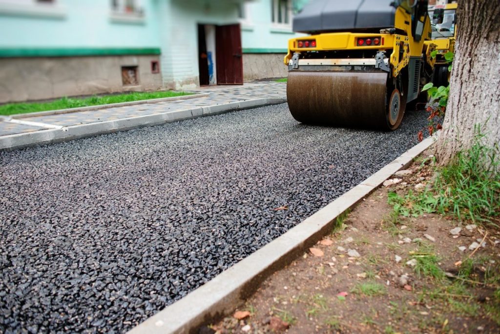 cost to replace an asphalt driveway