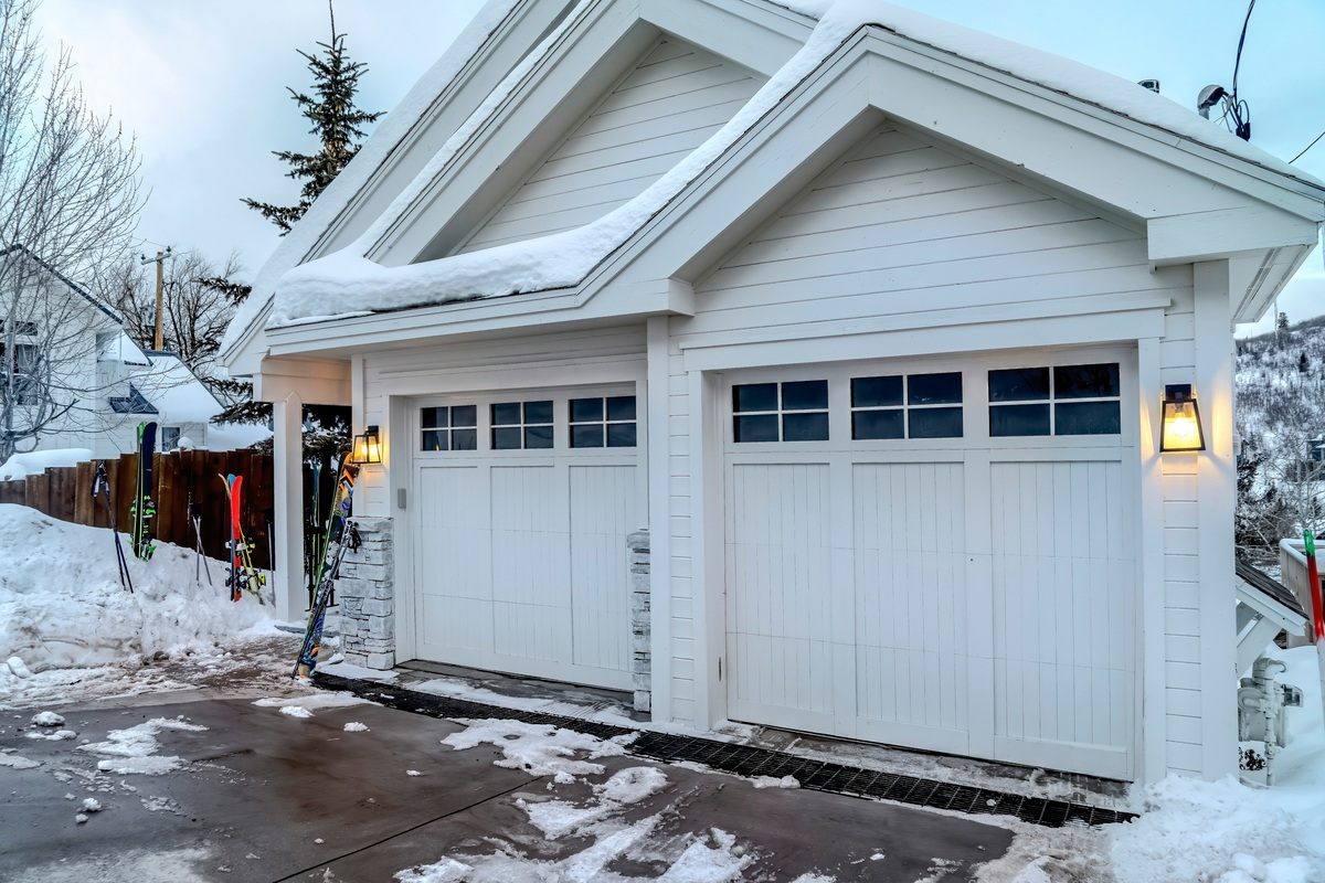 5 Winter Prep Tasks for Your New Asphalt Driveway in Minnesota