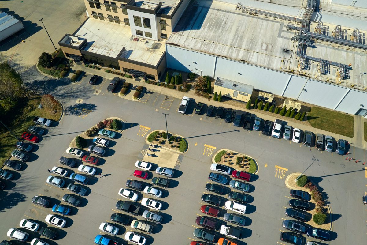 Asphalt vs. Concrete for High-Traffic Driveways in Minnesota